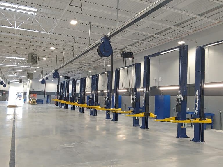 Photo of new service bay installation by Auto Service Aids